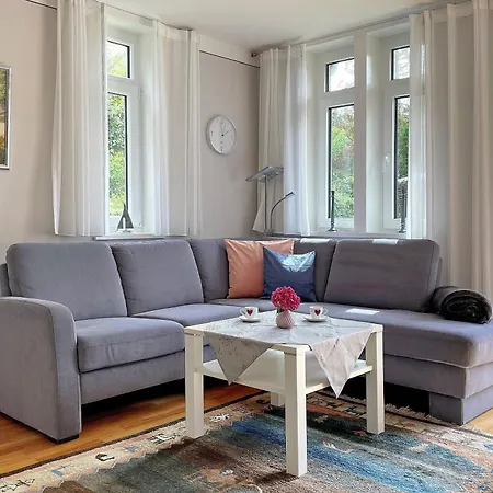 Stuenkel Links, Helgolaender Strasse 別荘 *