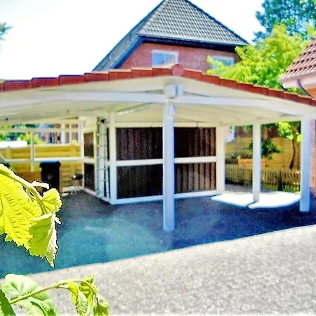 Stuenkel Links, Helgolaender Strasse 別荘 *