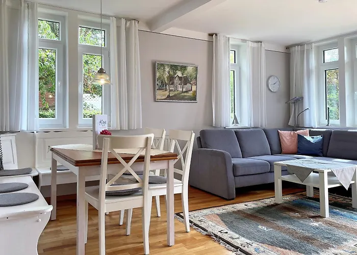 Stuenkel Links, Helgolaender Strasse *